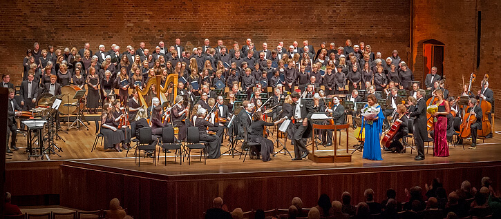 Kingfisher Sinfonietta and Woodbridge Choral Society at Snape Maltings